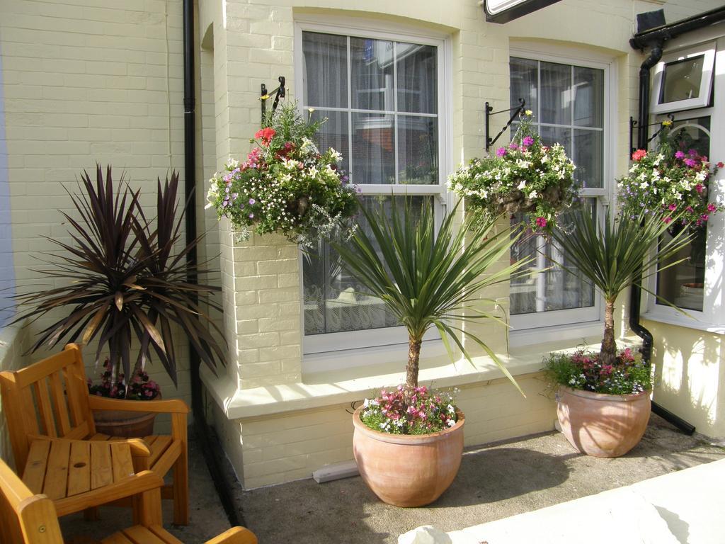 Kingswinford Guest House ペイントン エクステリア 写真